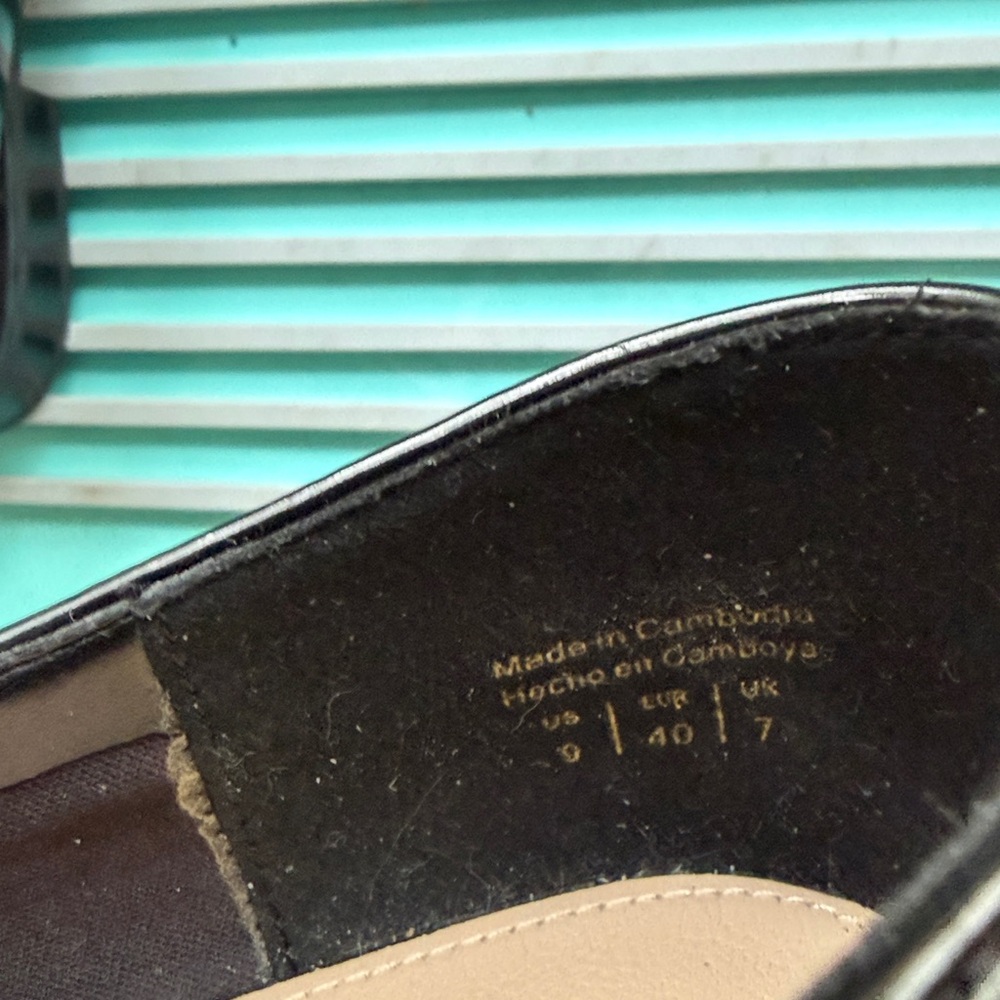 Aldo Dressy Loafers, Size 9 - Picture 6 of 7